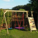 Stojak DAWID ze ścianką i siatką wspinaczkową