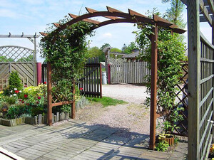 Pergola z łukiem, W=270cm