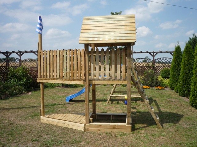 Domek - statek PIRAT